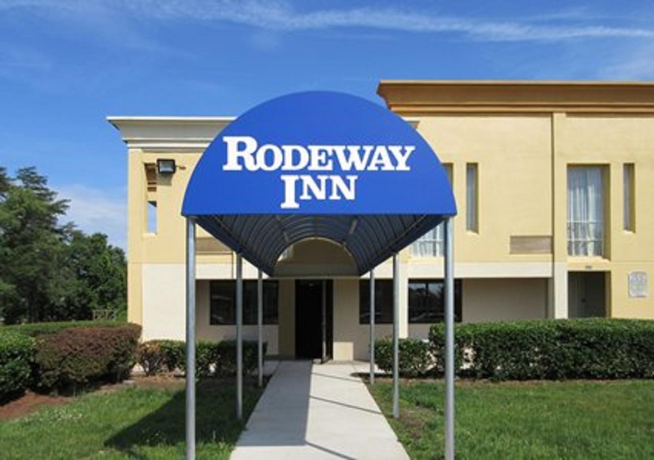 Rodeway Inn Joint Base Andrews Area Camp Springs Buitenkant foto