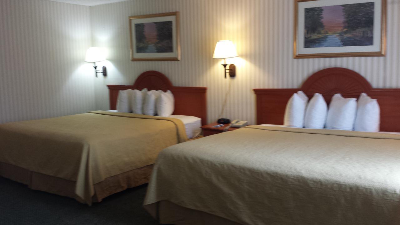 Rodeway Inn Joint Base Andrews Area Camp Springs Buitenkant foto